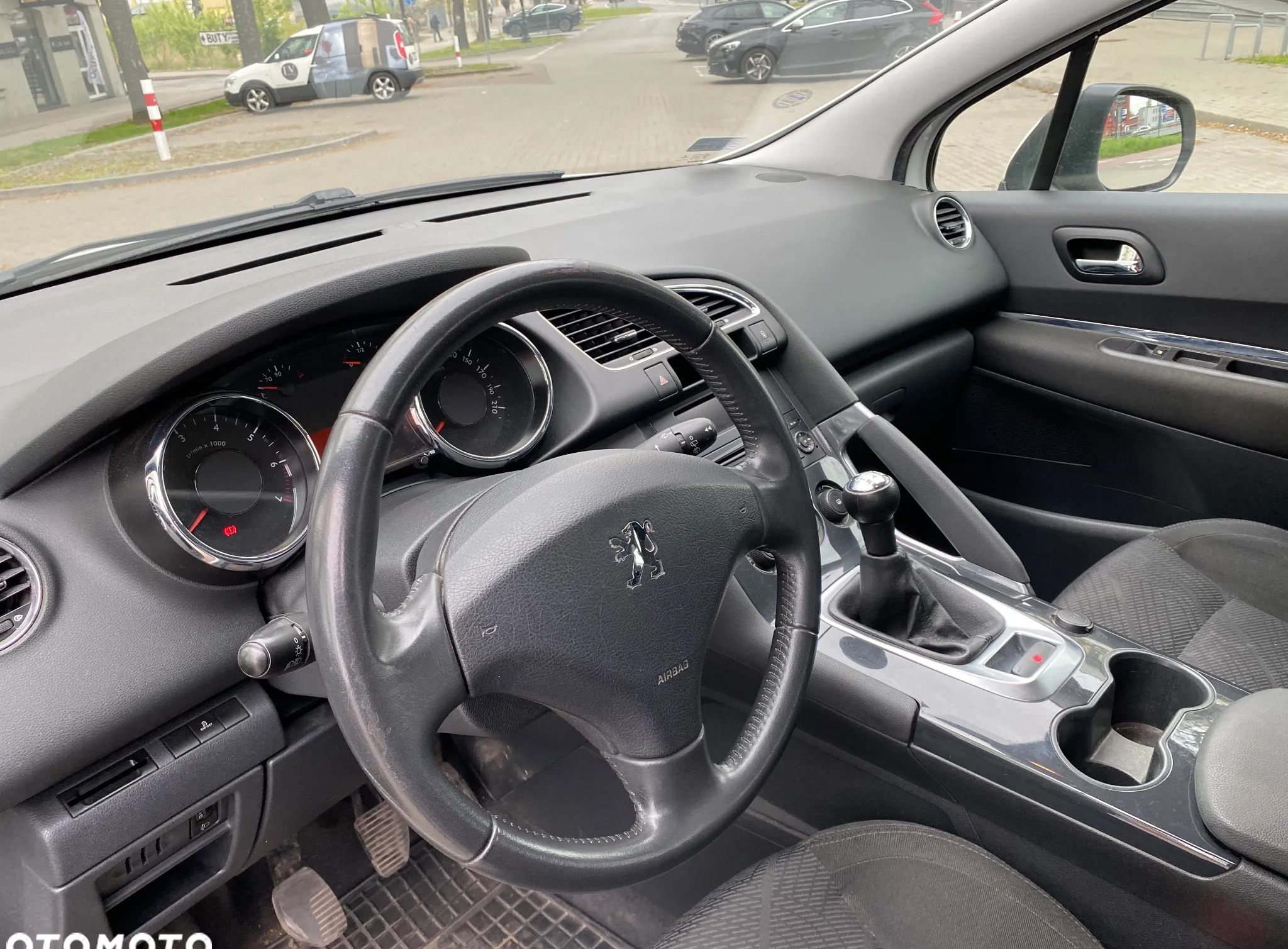 Peugeot 3008 cena 23900 przebieg: 140000, rok produkcji 2011 z Piaski małe 79
